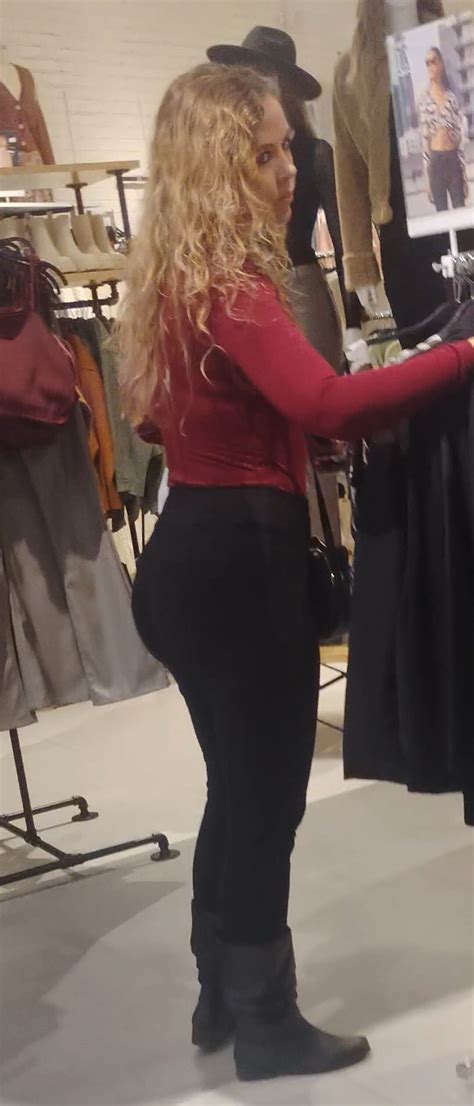 thick ass blonde milf Search